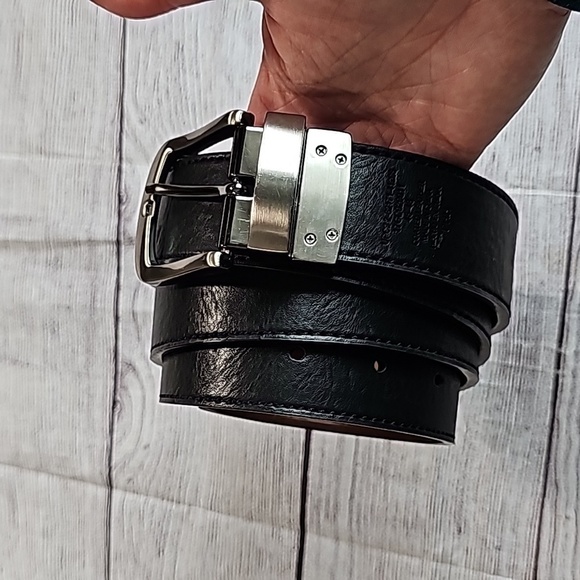 Dickies Other - EUC Dickies reversible belt, black/brown